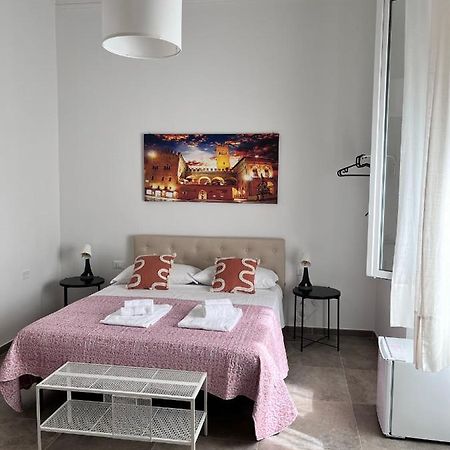 Capodilucca40 Hotel Bologna Bagian luar foto