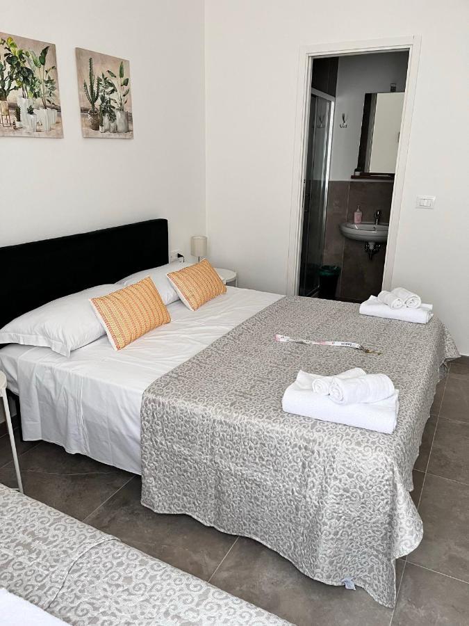 Capodilucca40 Hotel Bologna Bagian luar foto