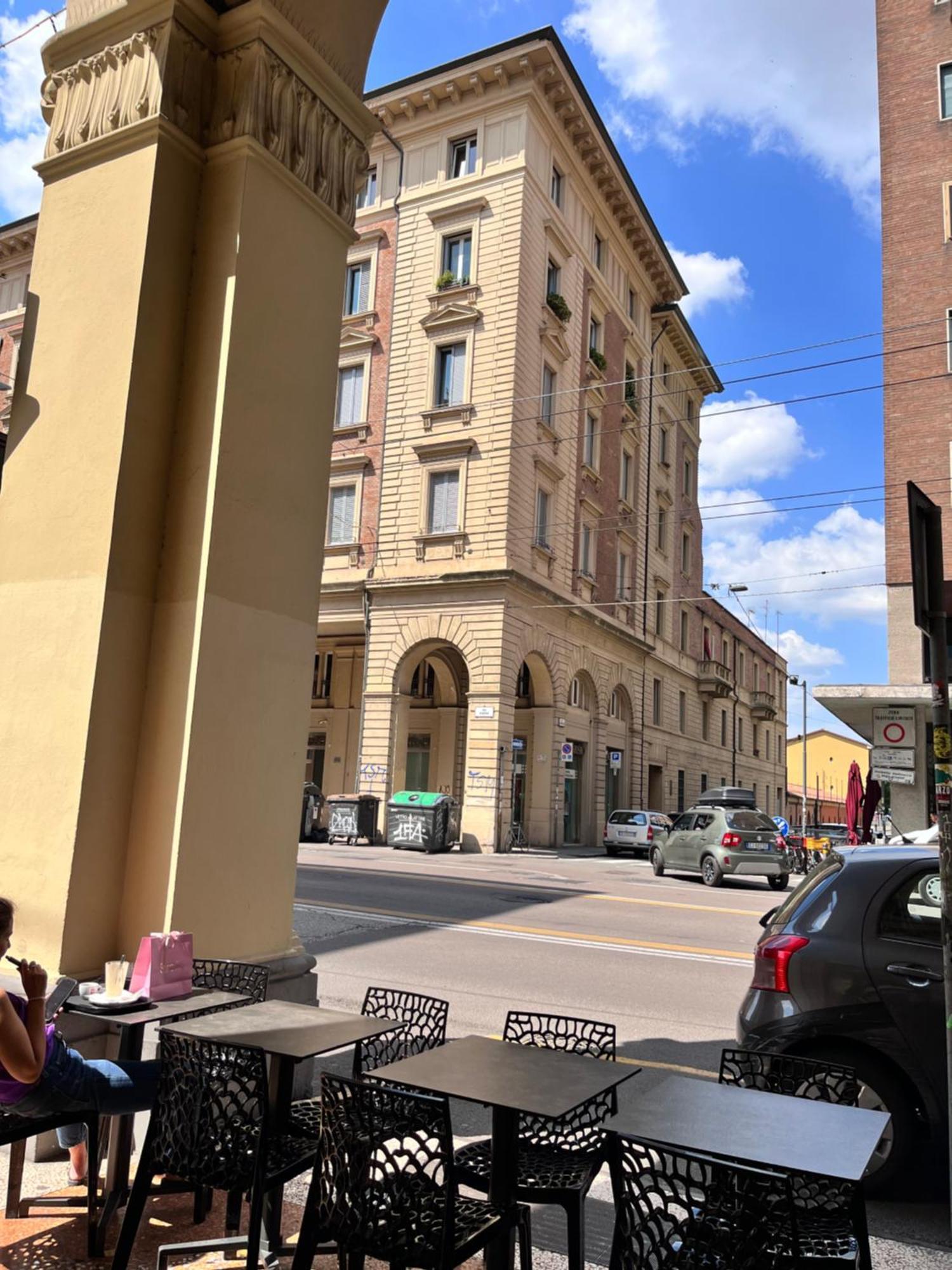 Capodilucca40 Hotel Bologna Bagian luar foto